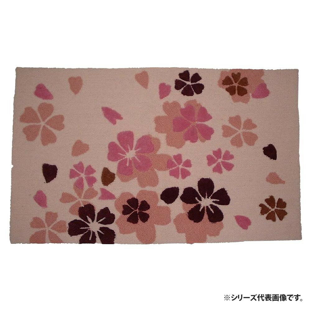 カービング加工を施し、さくらの花びらを立体的に表現!裏面にはノンスリップ加工を施しているため、滑リにくくなっています。 生産国:中国 素材・材質:表面:アクリル100%裏面:綿布 仕様:表面:カービング加工【洗濯方…