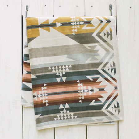 Pendleton Native Jacquard Bath Towel White Sands ペンドルトン ネイティブ ジャガード バスタオル ブランケット コットンベロア 厚手 ビックサイズ ナチュラル ピンク pendleton native ペンドルトン バスタオル