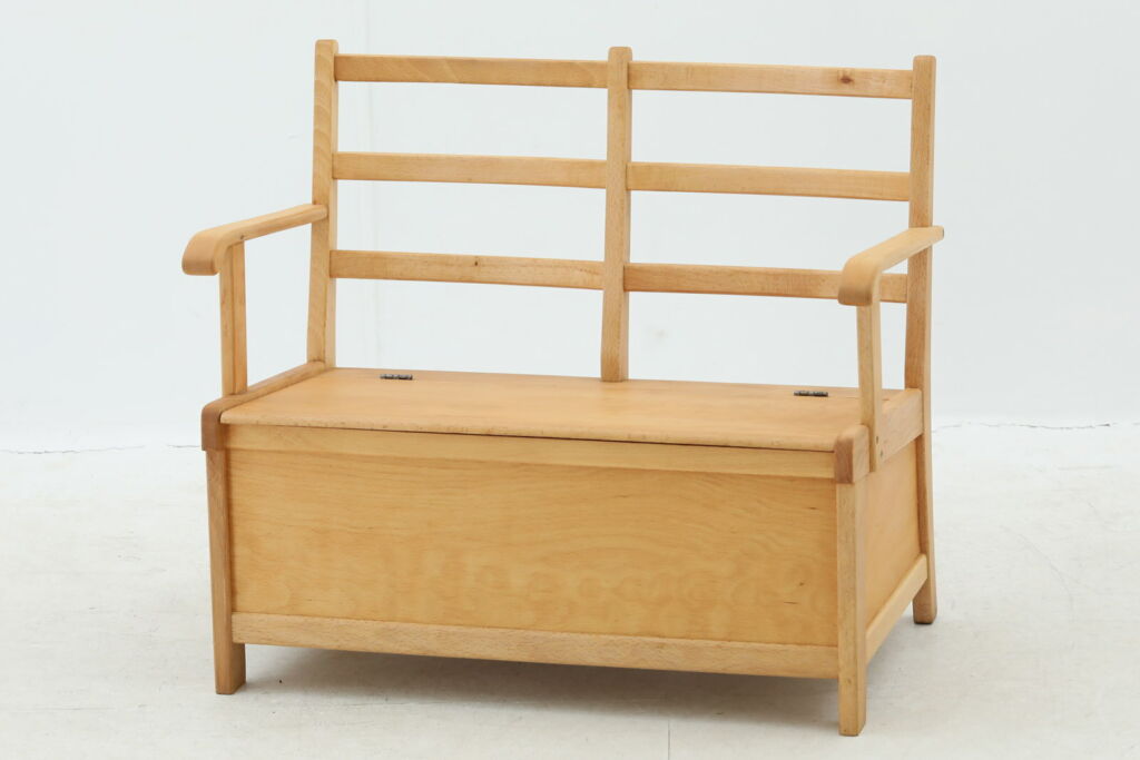 スウェーデン製 キッズチェア 2人掛け 収納BOX付 ビーチ材 北欧家具ビンテージ【椅子 デスクチェア 北欧インテリア おしゃれ モダン スウェーデン モノトーン】