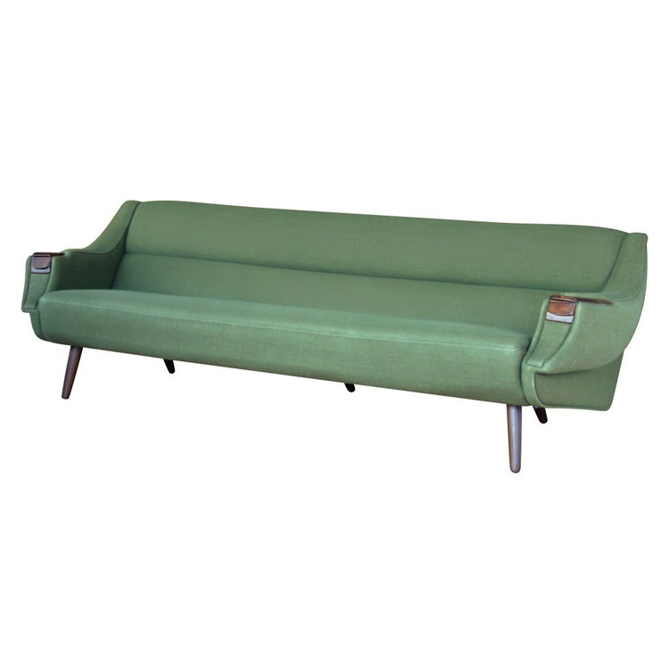 北欧ヴィンテージ家具 デンマーク製 hw klein green sofa with cigarette tra ソファ ローソファ ビンテージ家具 アンティーク 北欧家具 スパイス SPICE OF LIFE おしゃれ(代引不可)【送料無料】