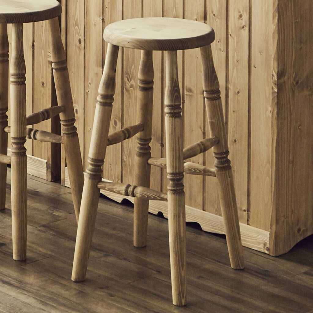 ハイスツール 丸椅子 バースツール カウンターチェア ハイチェア 北欧 カントリー ファーマー アンティーク レトロ おしゃれ ナチュラル ブラウン 無垢材 カフェ 木目 ヴィンテージ かわいい アームレス 肘なし カウンターチェアー バーチェアー 高級感 コンパクト