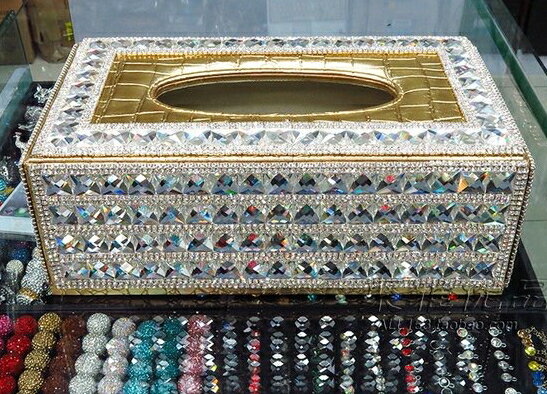 A041551ラインストーン飾り 高級感のある ティッシュケース