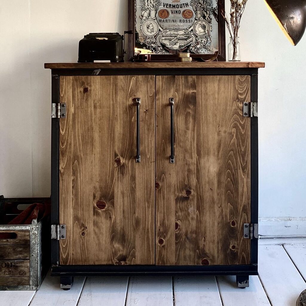 IRON MONOLITH SH-036