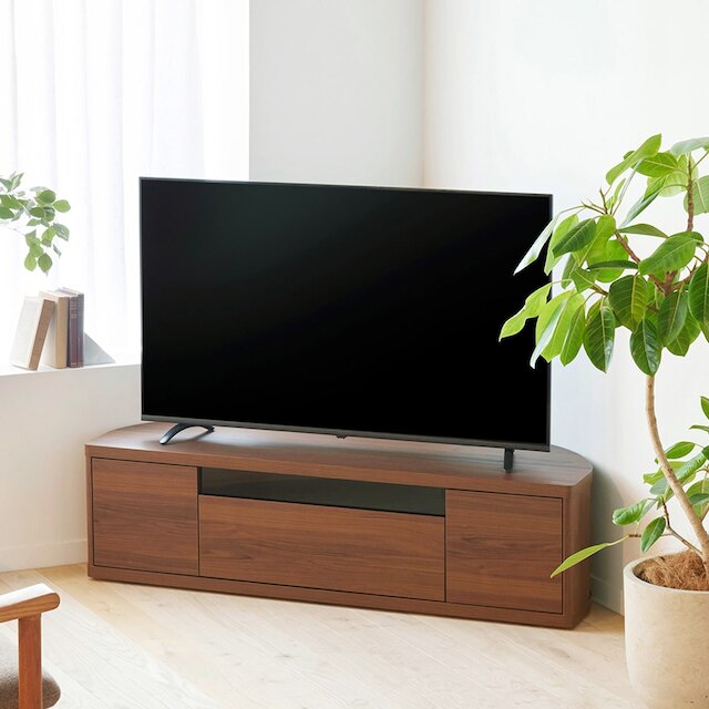 コーナーにも対応するテレビボード(幅130cm ROC BR)