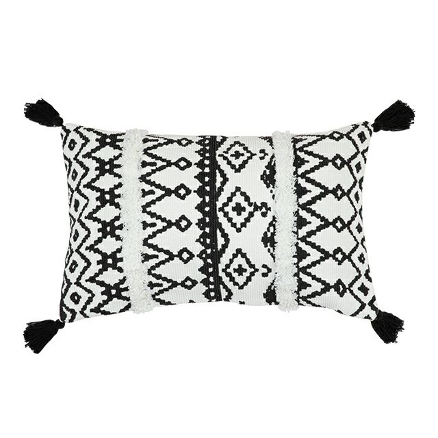 タッセル付き クッション