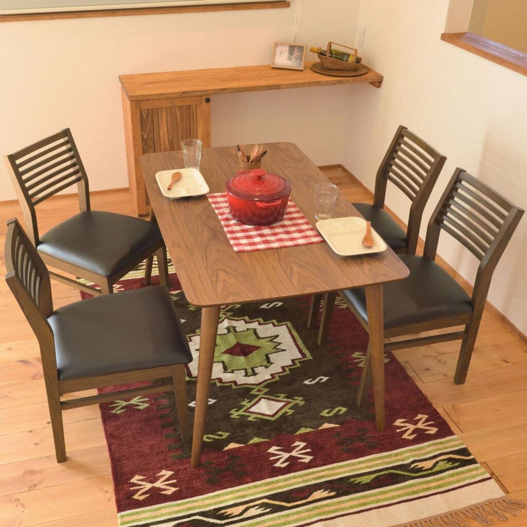 天然木 ダイニングテーブル / トムテ