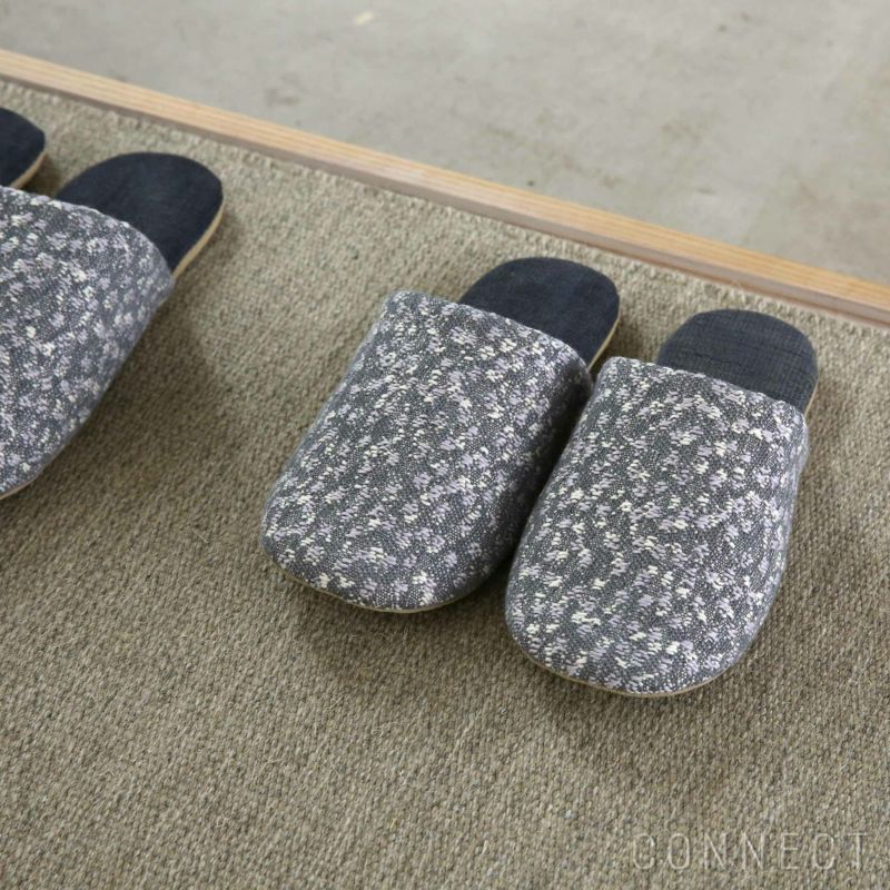 【在庫限りで終了】Kvadrat / Raf Simons（クヴァドラ / ラフ・シモンズ） / CONNECTオリジナルスリッパ  / Ria（リア） / グレー×ブラック