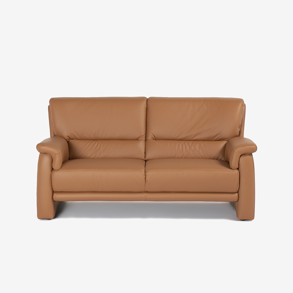 himolla（ヒモラ）ソファ 2.5人掛け「ベルク model.9002」幅165cm 革#24 Nライトブラウン色