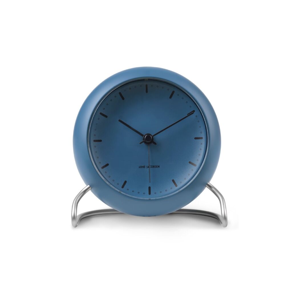 Table Clock / CITY HALL / Matte Blue / Φ110mm / アラーム / スヌーズ / LED灯 / テーブルクロック / シティホール / マット・ブルー / ARNE JACOBSEN（アルネ・ヤコブセン）/ 置き時計 / 目覚まし時計 / 正規販売店