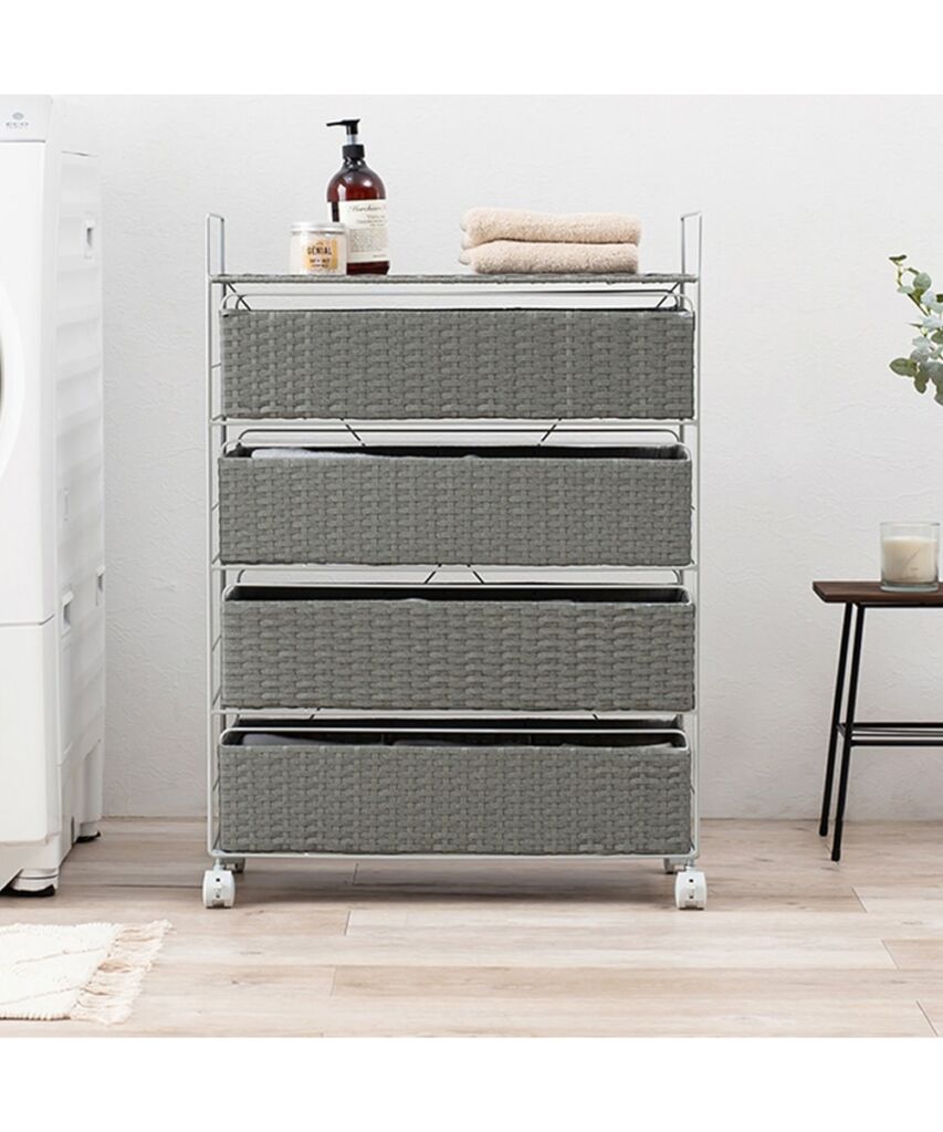 水回りでも安心して使えるラタン調チェスト