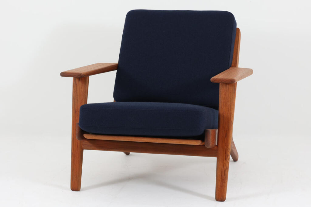 Hans J.Wegner(ハンス・J・ウェグナー)　GE290　シングルソファ　チーク材　GETAMA/ゲタマ/DK17683
