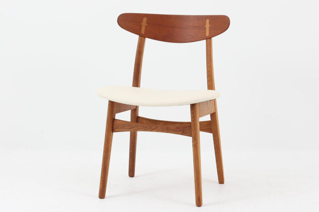 北欧家具ビンテージ　CH30　チーク×オーク材　Hans J.Wegner（ハンス・J・ウェグナー）Carl Hansen 