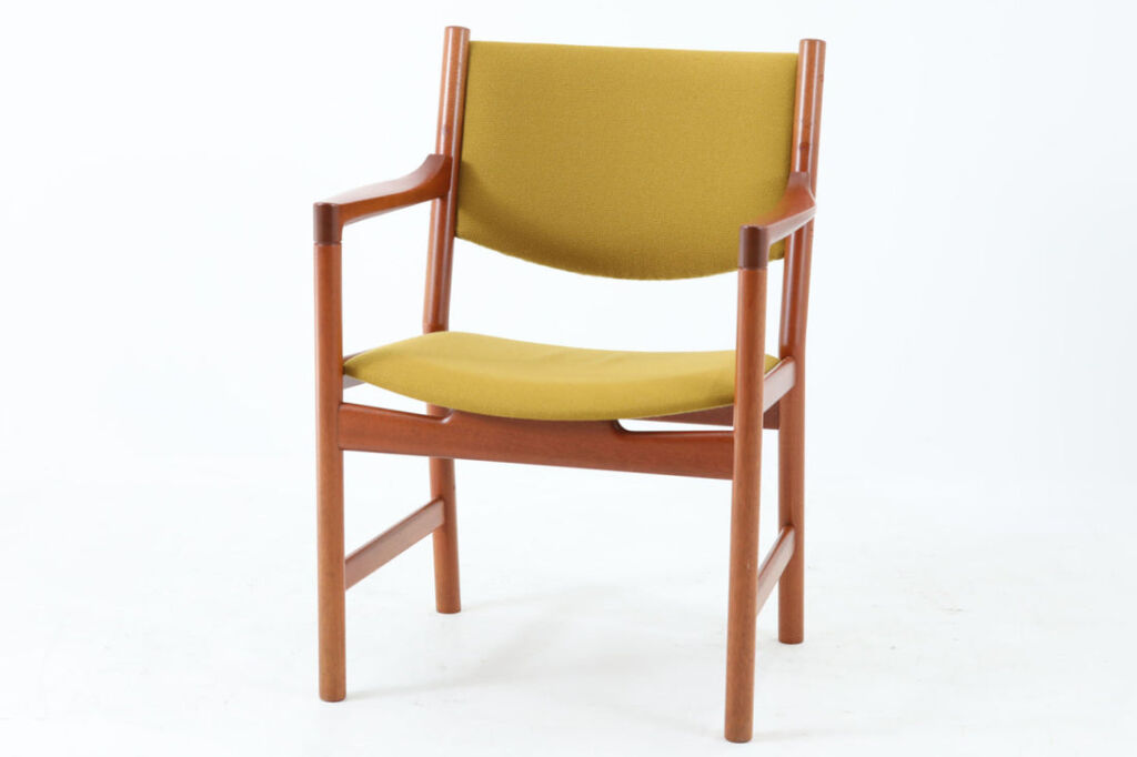 Hans J.Wegner（ハンス・J・ウェグナー）　アームチェア　JH250　マホガニー材　Johannes Hansen（ヨハネス・ハンセン）