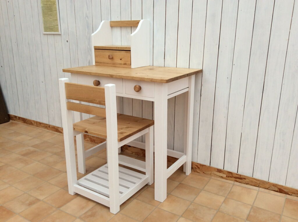 ☆ハンドメイド☆机 ☆PC☆椅子☆本☆ランドセル収納☆本棚☆ お部屋のスペースに合わせたオリジナルオーダー可能です。お問い合わせください^^
