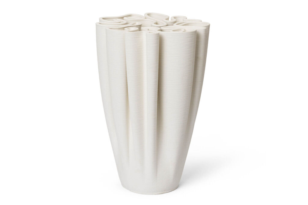 ferm LIVING ファームリビング 迷路の模様のような芸術的なフラワーベース Dedali 【北欧雑貨 インテリア おしゃれ モノトーン モノクロ シンプル モダン ナチュラル 置物 オブジェ デコレーション 花瓶 フラワーベース プランター おすすめ 人気 観葉植物 ドライフラワ