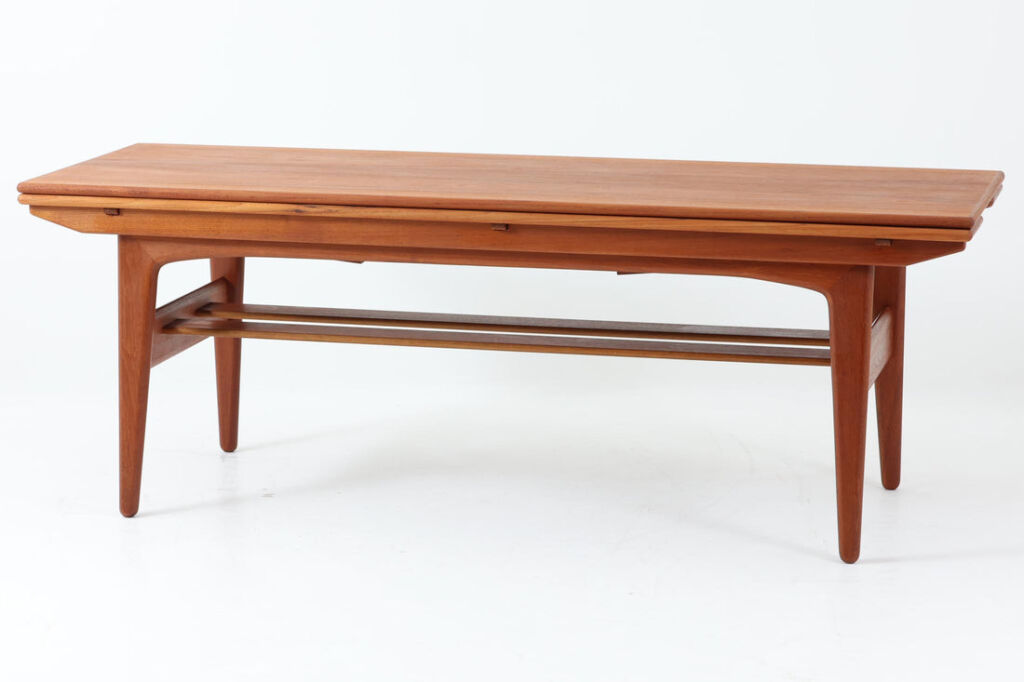 Kai Kristiansen(カイ・クリスチャンセン)　エレベーターテーブル　幅150cm　チーク材　Trioh Mobler/DK16583