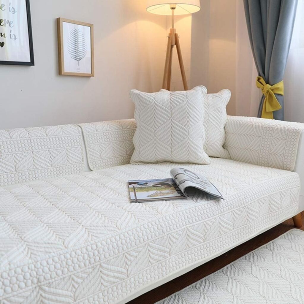 ソファカバー 北欧 西洋式 無地 キルティング コットン マルチカバー和風 110*210cm おしゃれ 滑り止め 肘付き 肘なし 1人掛け 2人掛け 3人掛け 室内マット 汚れ防止 洗える 防塵 傷
