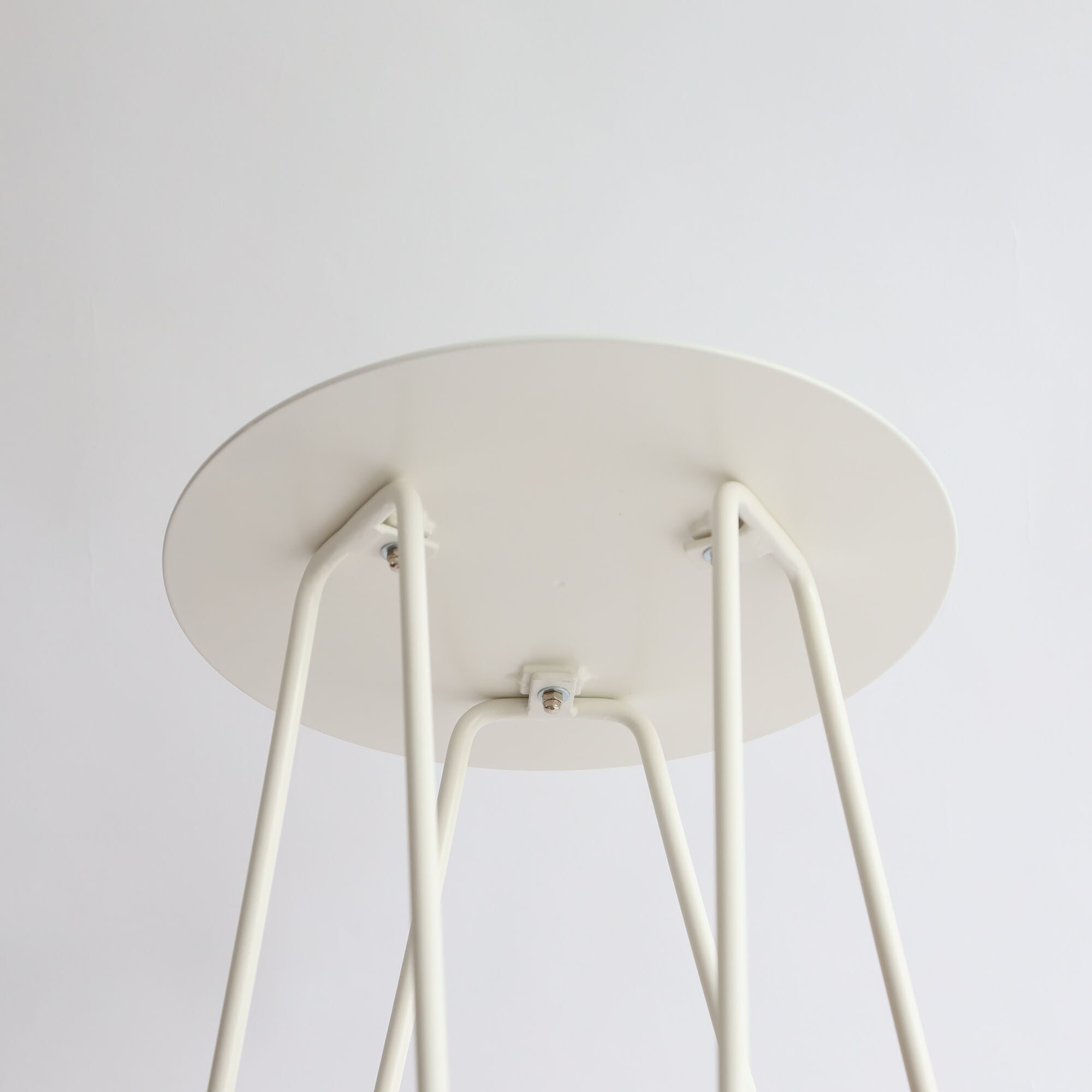 [IDEE]WALLABY SIDE TABLE White [5]