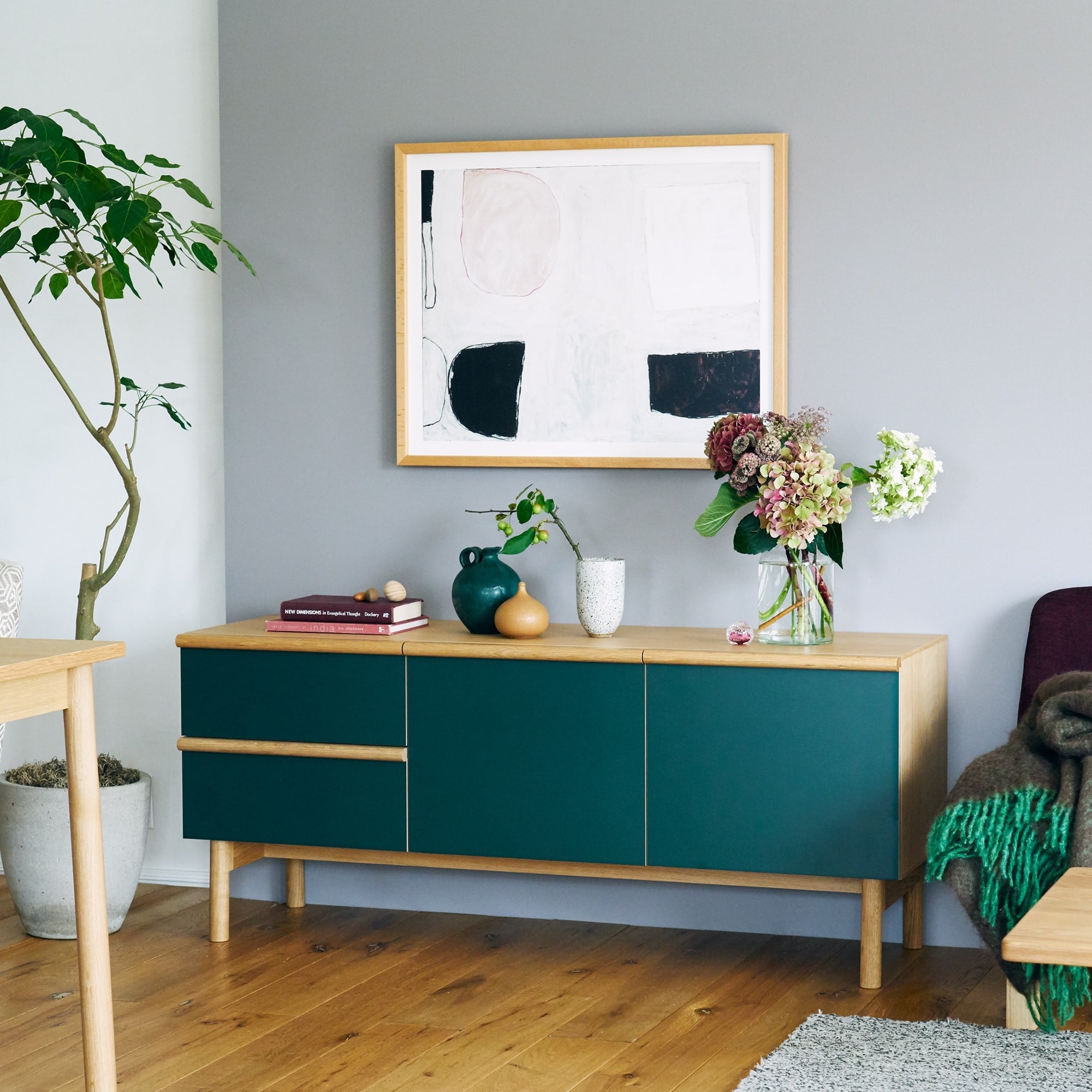 [IDEE]STILT SIDEBOARD L GREEN BLACK [2]