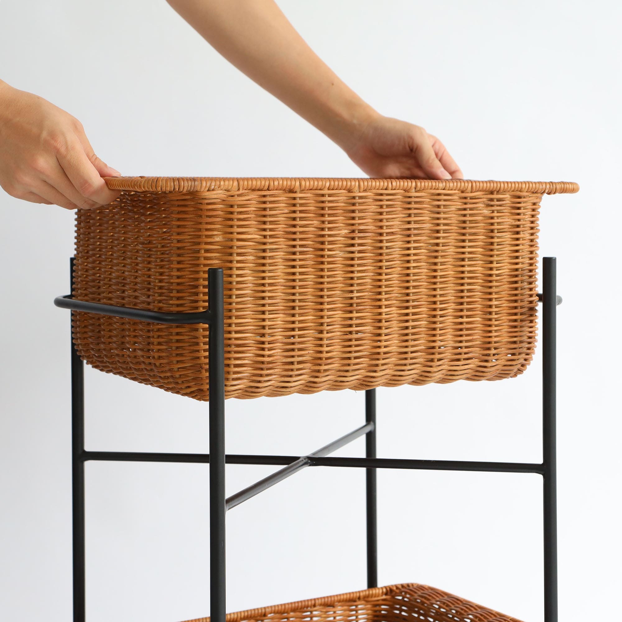 [IDEE]WALLABY BASKET STAND Black [5]