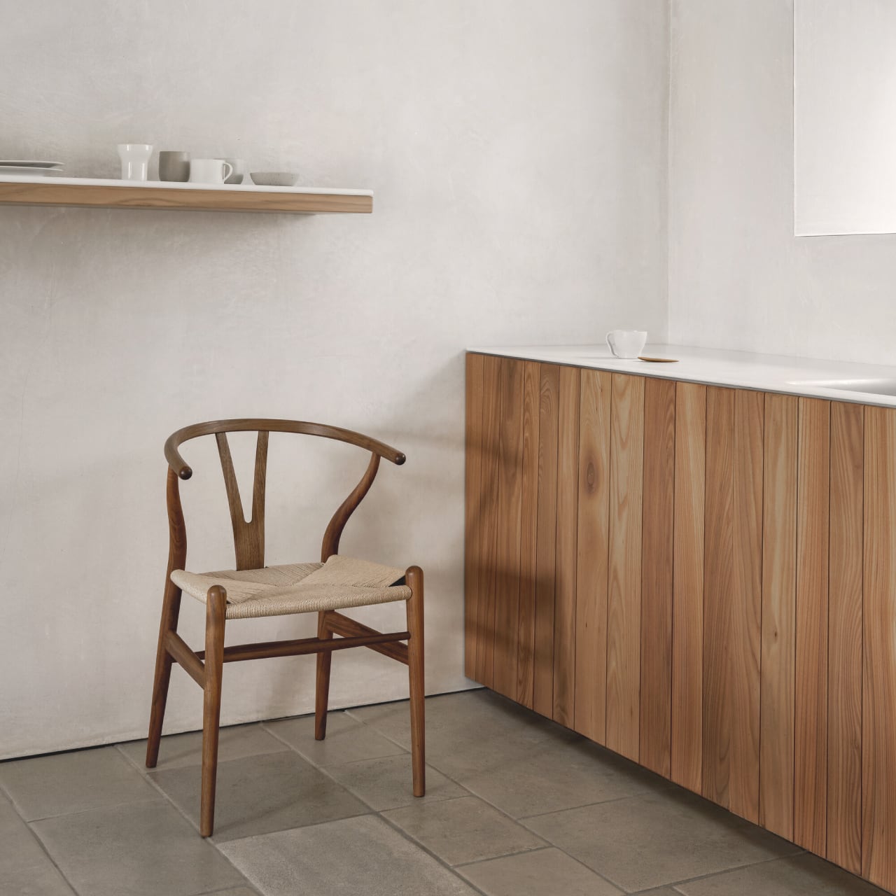 CH24（Yチェア） / ウォルナット材 オイル仕上げ / ナチュラルペーパーコード / SH45cm / CARL HANSEN & SON（カール・ハンセン＆サン） / ハンス J. ウェグナー / ワイチェア / walnut oil / 正規販売店 [2]