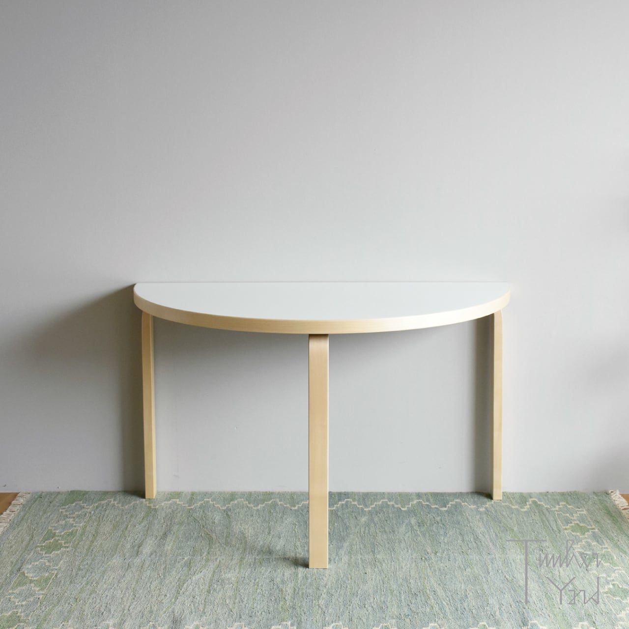 テーブル 95 / ホワイト ラミネート / W120×D60cm / 3本脚 / 1～2人掛けテーブル / アアルト テーブル / L - レッグ / アルヴァ・アアルト / Table 95 / white laminate / Artek（アルテック）/ 正規販売店 [3]