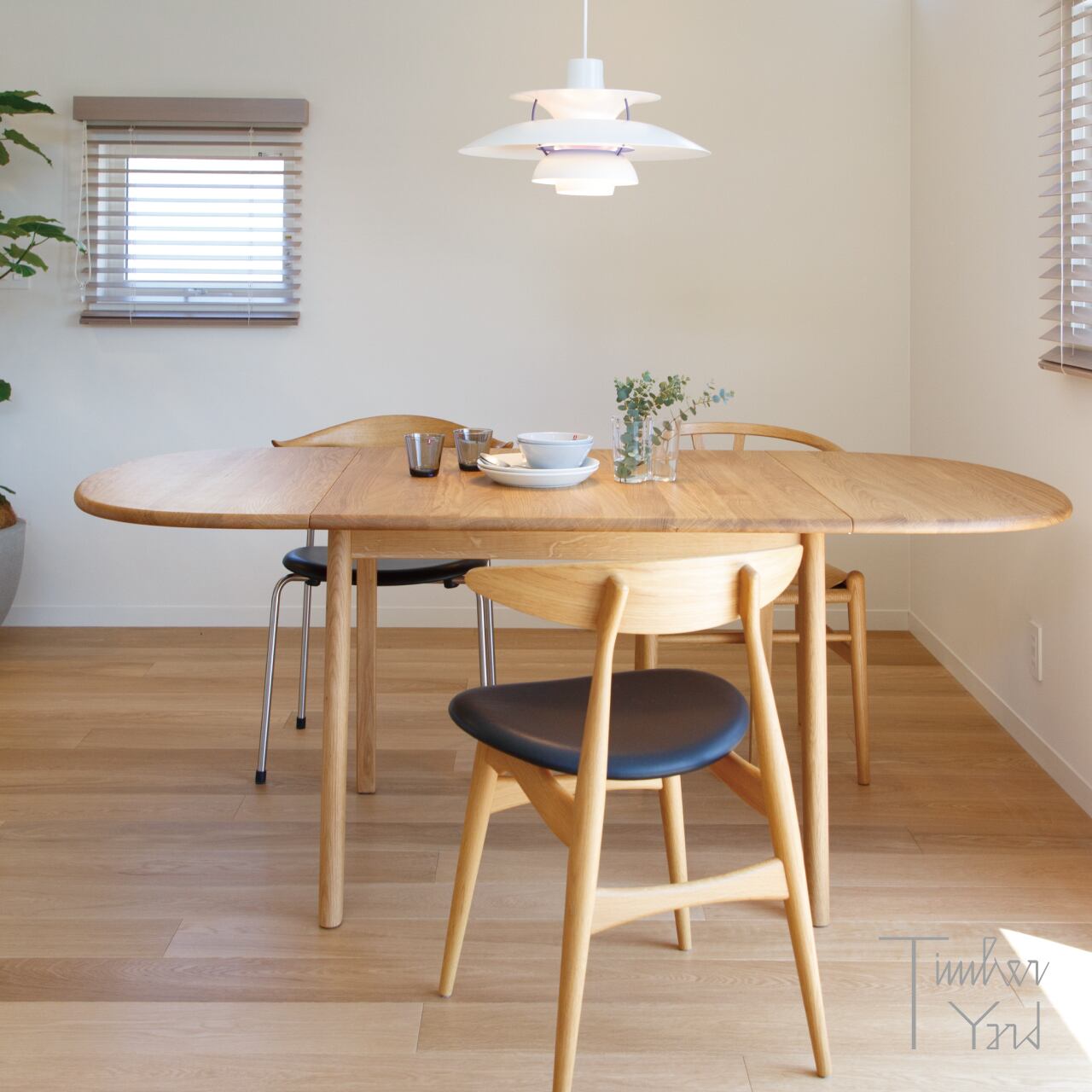 CH002 / オーク材 オイル仕上げ / 伸長版付属 / CARL HANSEN & SON（カール・ハンセン＆サン） / ハンス J. ウェグナー / oak oil / ダイニングテーブル / 正規販売店 [3]