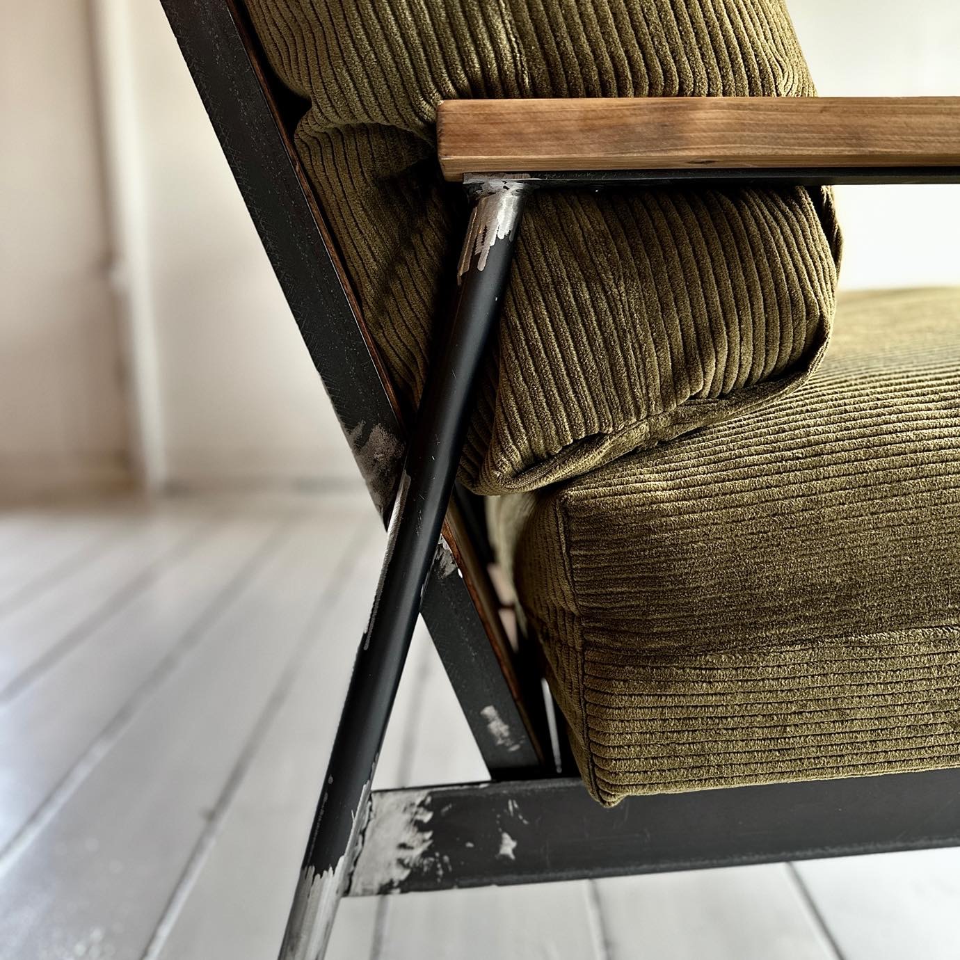 GARAGE-SF-015 /3-SEATER [4]