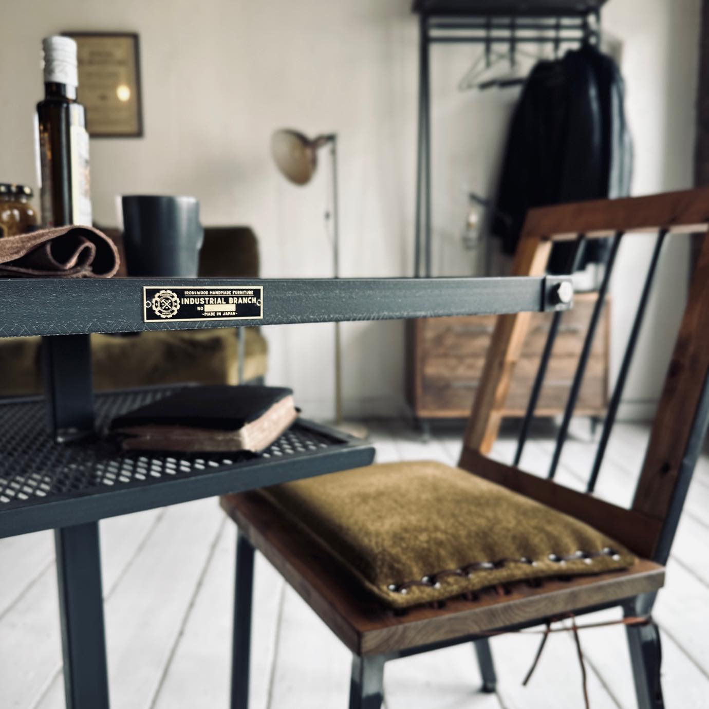 DYLAN-1LEG CAFE&BAR TB-075 [5]