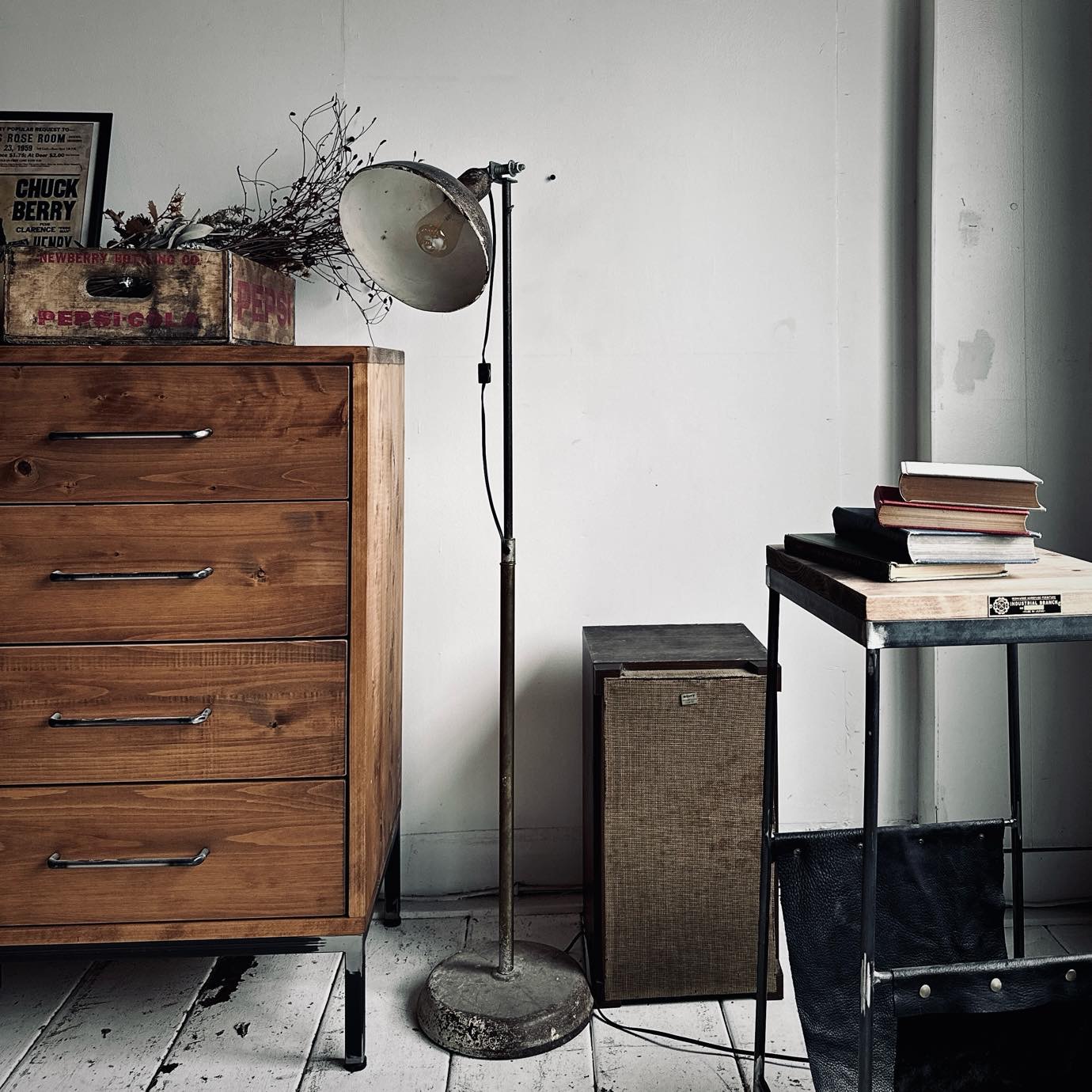 C-MODEL IRON WOOD CHEST-SH-043 [4]