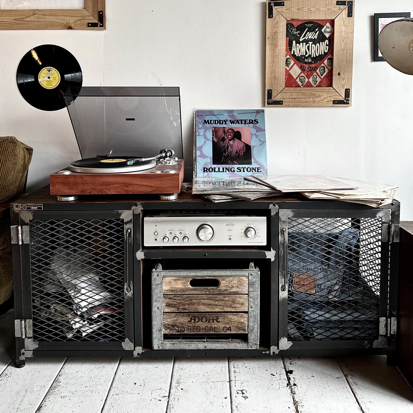 IRON AUDIO RACK IZABELLA SH-045 [4]