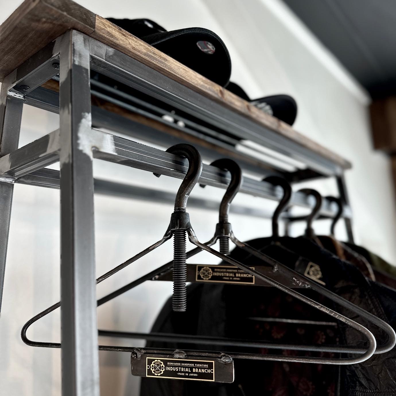 JACKET HANGER SH-062 [3]