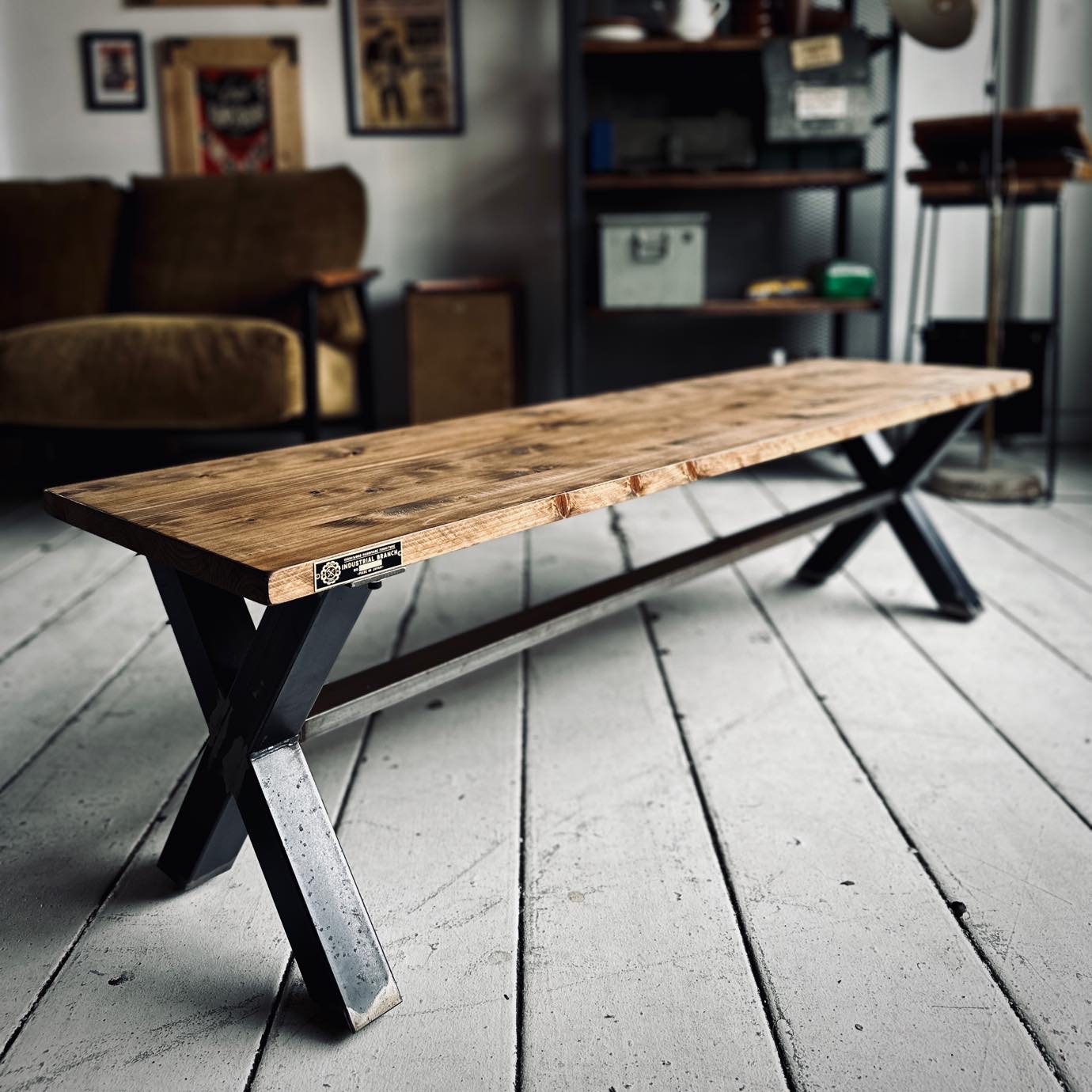 CROSS LEGS OLD BENCH BC-010 [3]