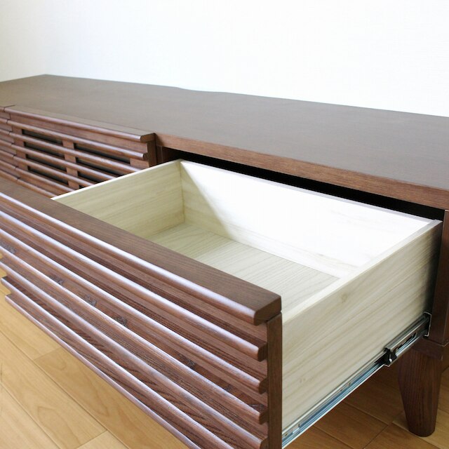 天然木の飾りが魅力のテレビボード150(WAL) [4]