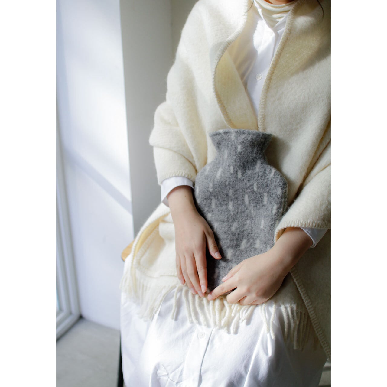 PYRY hot water bottle / grey-white / 湯たんぽ / ウール / LAPUAN KANKURIT（ラプアン カンクリ） [2]