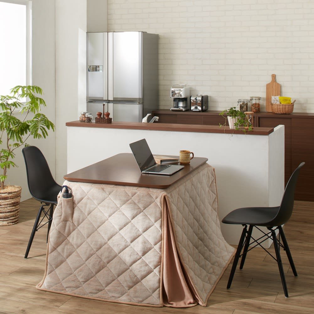 お手入れ簡単！天然木使用の昇降式ダイニングこたつテーブル 105×75cm