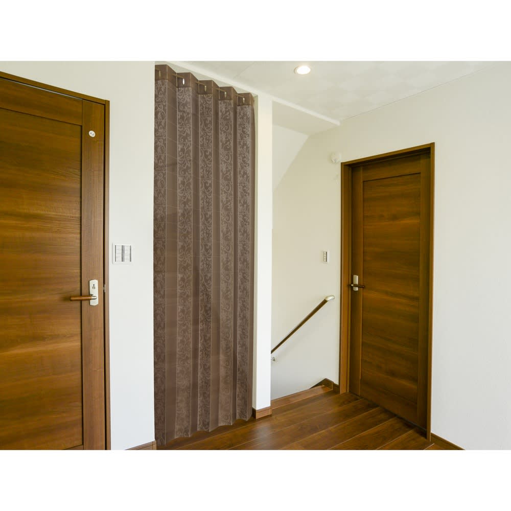 冷暖房効率アップ！　ハサミでカットできるアコーディオン間仕切り　アラベスク [3]