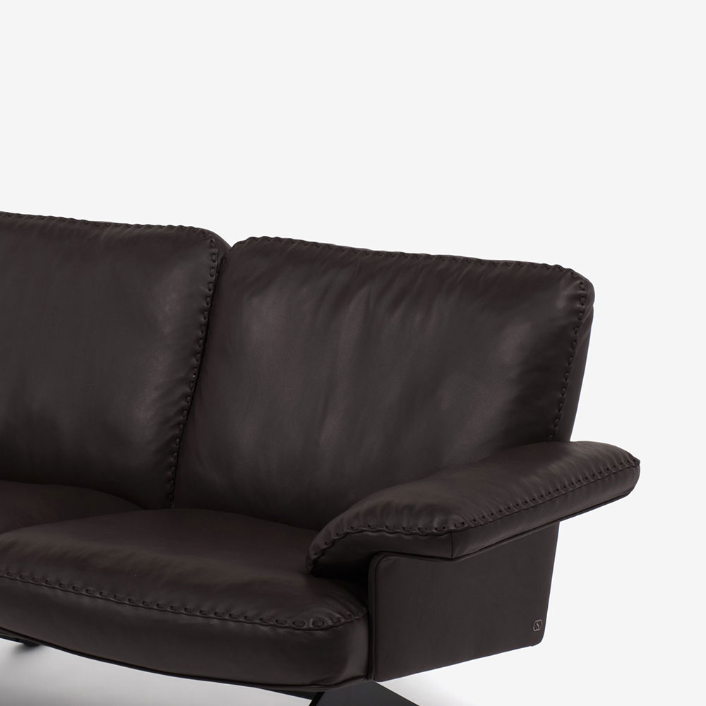 de Sede（デセデ）ラブソファ「DS-31/102」革ダークブラウン色 [4]