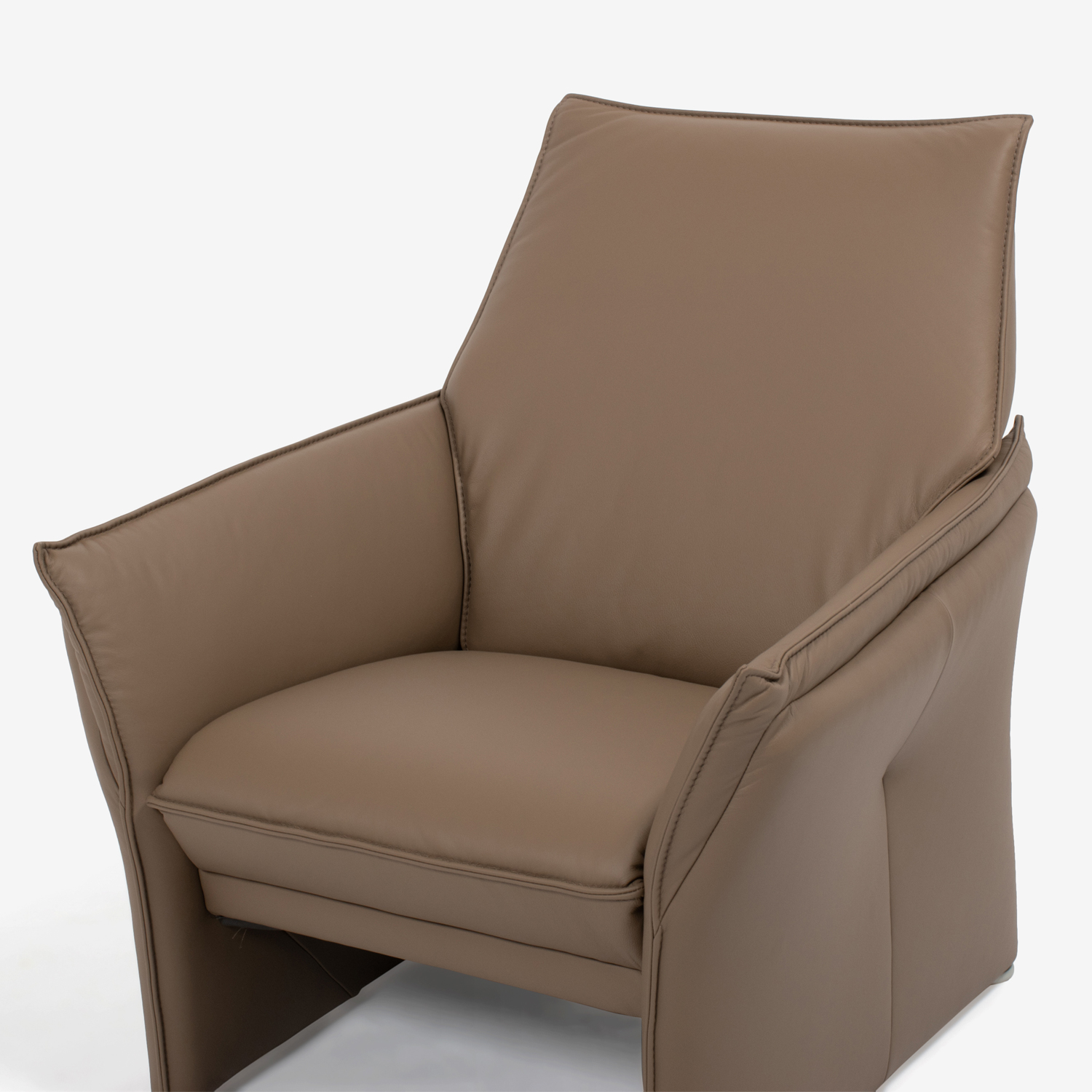 himolla（ヒモラ）アームチェア 1人掛け「ミルテ model.9065」幅78cm 革#24 モカ色 [4]