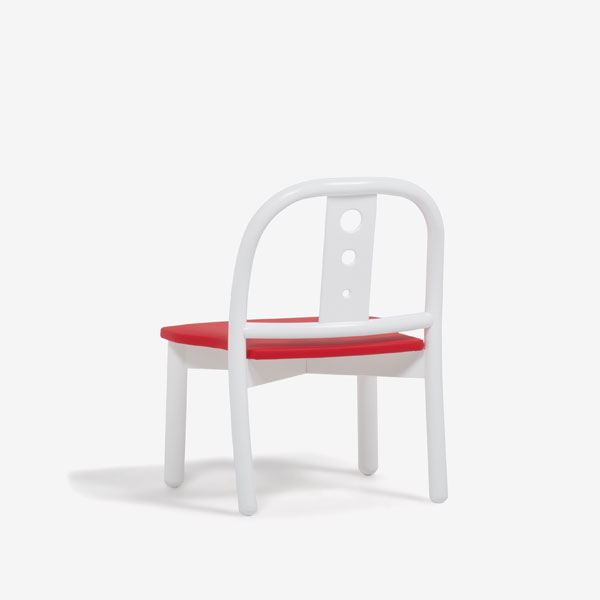 秋田木工 キッズチェア「101」木部ブナ材ホワイト色 座PVCレッド色【セール対象品のため20%OFF】 [3]