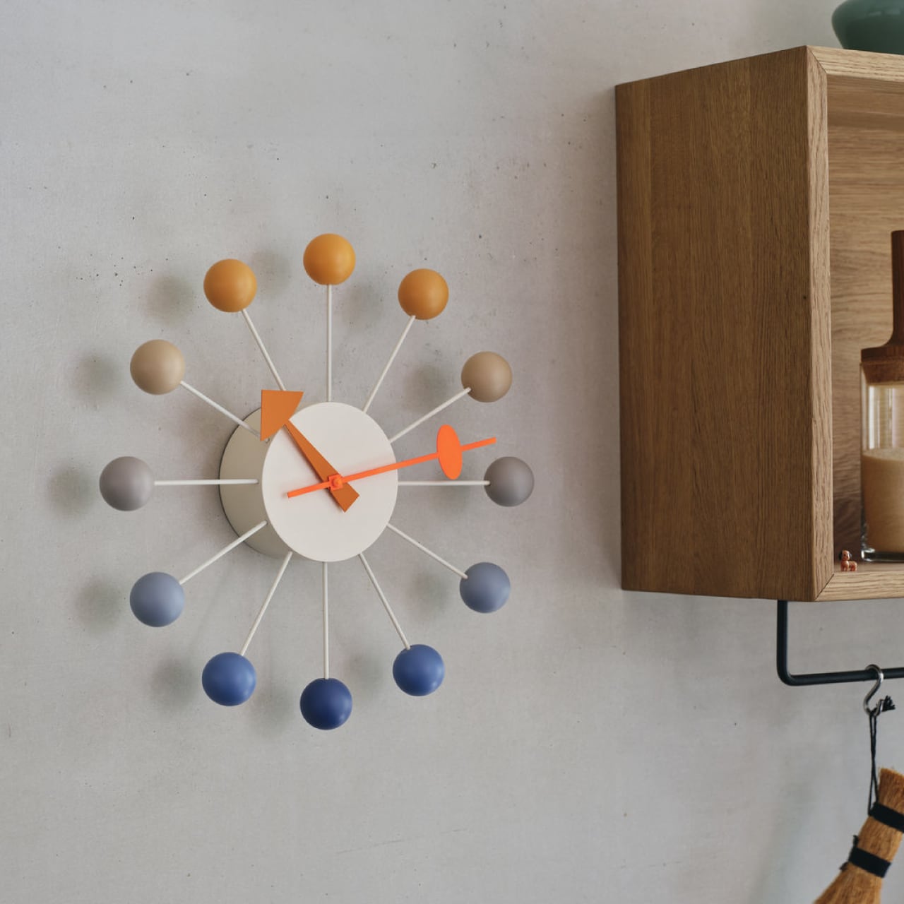 【限定モデル】ボール クロック リミテッドエディション / サンライズ / Φ330 / Vitra（ヴィトラ）/ Ball Clock Limited Edition / Sunrise / ジョージ・ネルソン / 掛け時計 / ウォール クロック / 正規販売店 [2]
