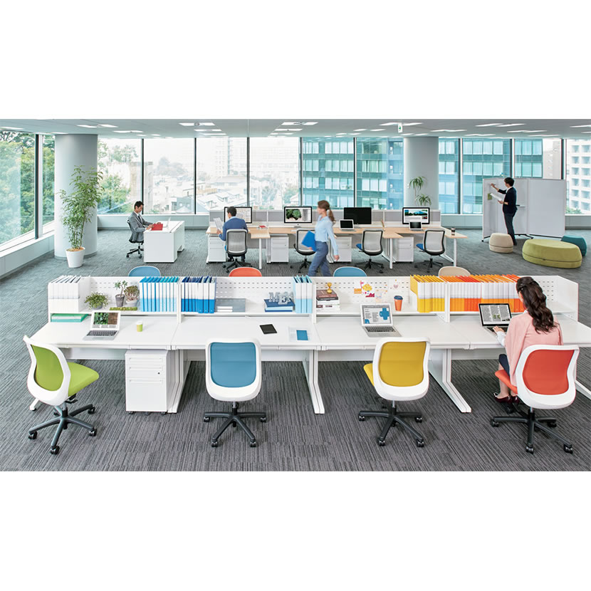 プラス Fita オフィスチェア ホワイトフレーム 肘なし 体重感知・シートスライドロッキング固定 フィータ PLUS [3]