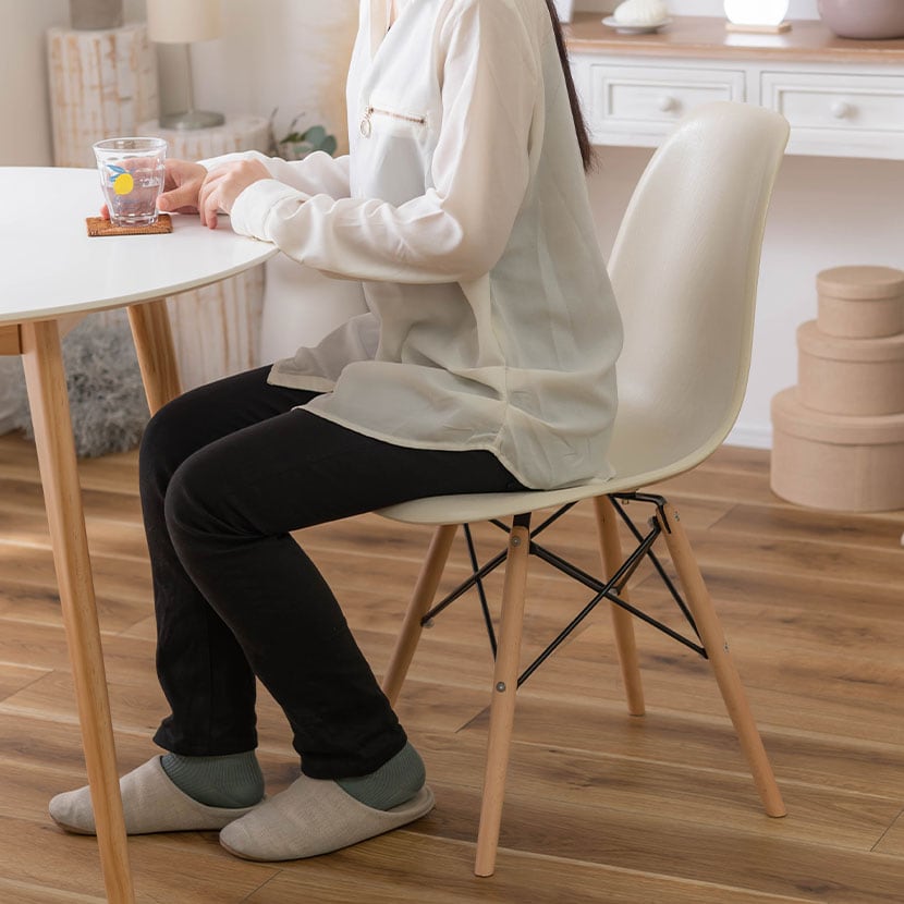 ダイニングチェア 木目調 天然木 軽い 軽量 椅子 チェア おしゃれ リビング ダイニング カフェ ナチュラル ミッドセンチュリー 幅460×奥行550×高さ810mm [5]