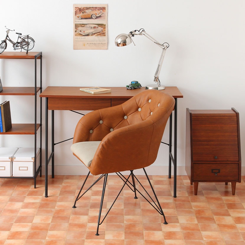 市場 デザインチェア ボタン キャメル 肘付き 布張り アンティーク風 固定脚 パーソナルチェア ダイニングチェア [3]