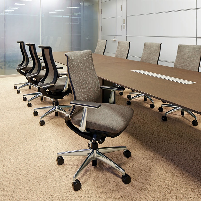 コクヨ ベゼル Bezel モデレートタイプ CR-A2811 オフィスチェア 可動肘 アルミ脚 ウレタンキャスター 背メッシュ ブラックフレーム テクスチャードメッシュ [3]