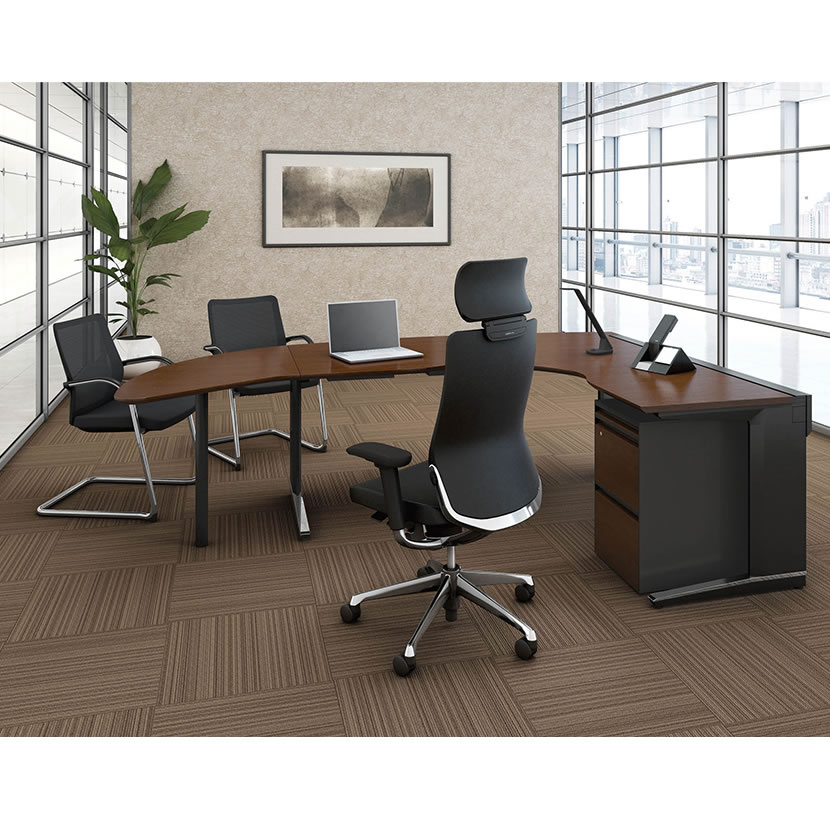 オカムラ コーラル Choral CQ81BZ FK61 オフィスチェア アジャストアーム ミドルバック アルミ脚 ランバー付き 背メッシュ 座面革張り ポリッシュフレーム ホワイトボディ [5]