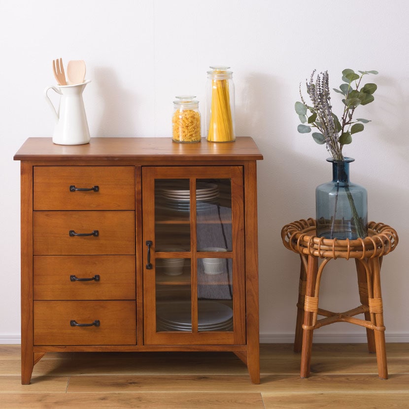 キャビネット ティンバ チェスト 収納棚 コンパクト リビング収納 収納家具 食器棚 木製 天然木 強化ガラス扉 開き扉 アンティーク レトロ 黒アイアン 引き出し付き 幅800×奥行400×高さ750mm [4]