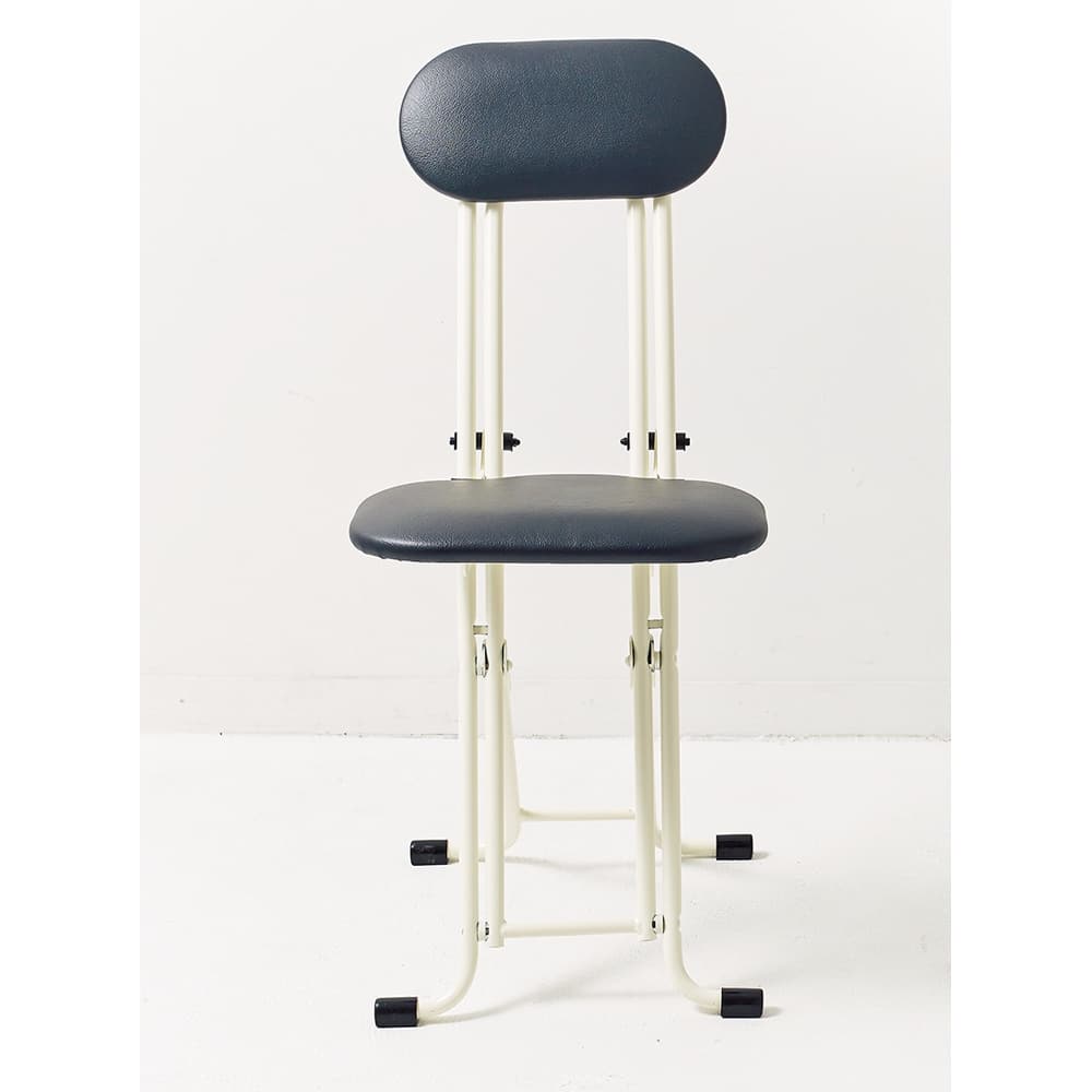 簡単にたためるワーキングチェア