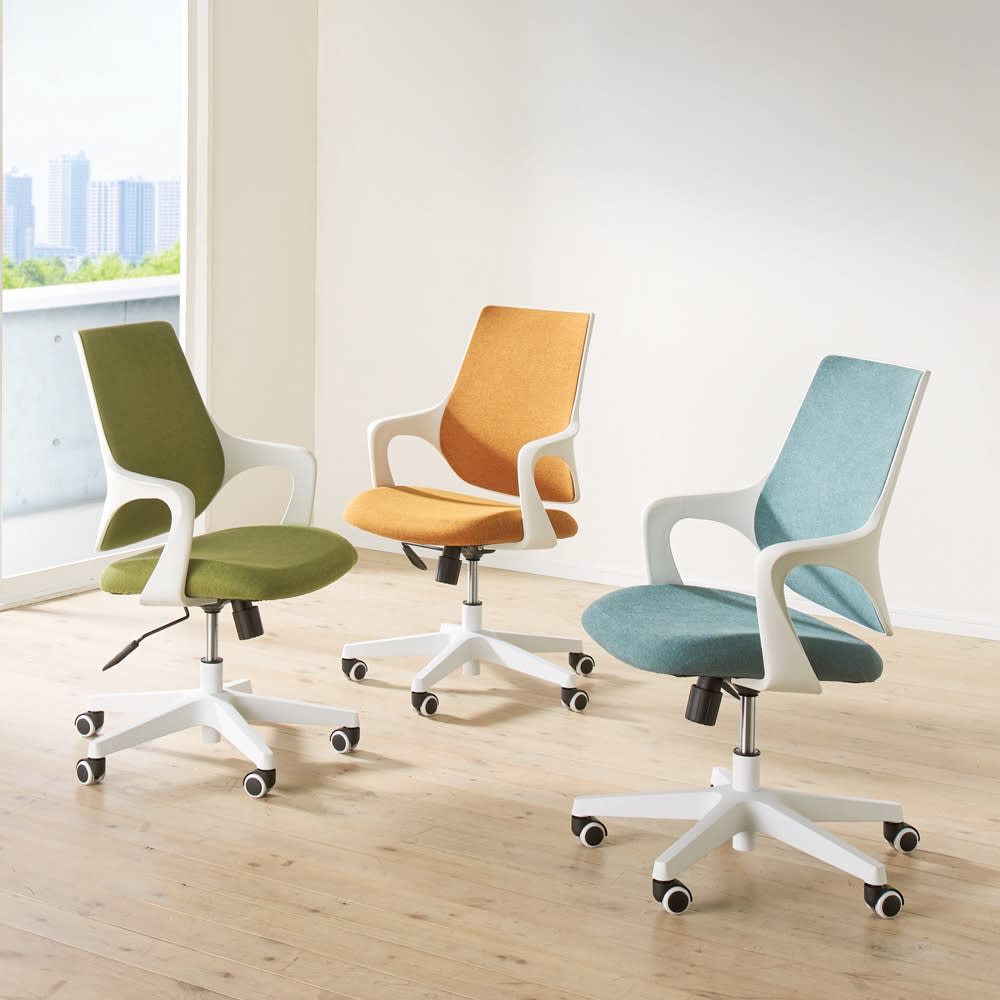 丸みのあるオフィスチェア