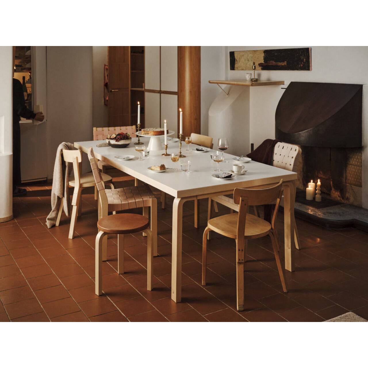 テーブル 86 / ホワイト ラミネート / W210xD100cm / 6～8人掛けテーブル / アアルト テーブル / L - レッグ / アルヴァ・アアルト / Table 86 / white laminate / Artek（アルテック）/ ダイニングテーブル / 正規販売店 [4]